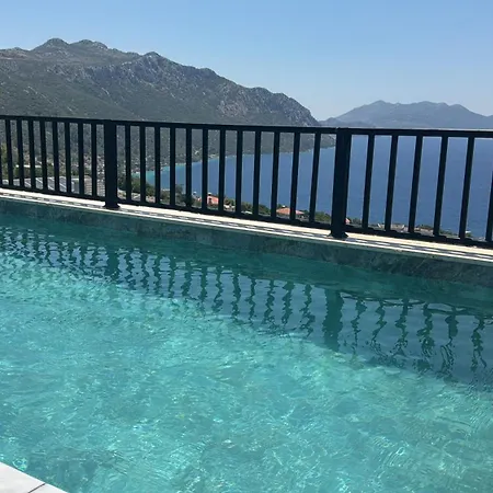 فيلة La مرمريس